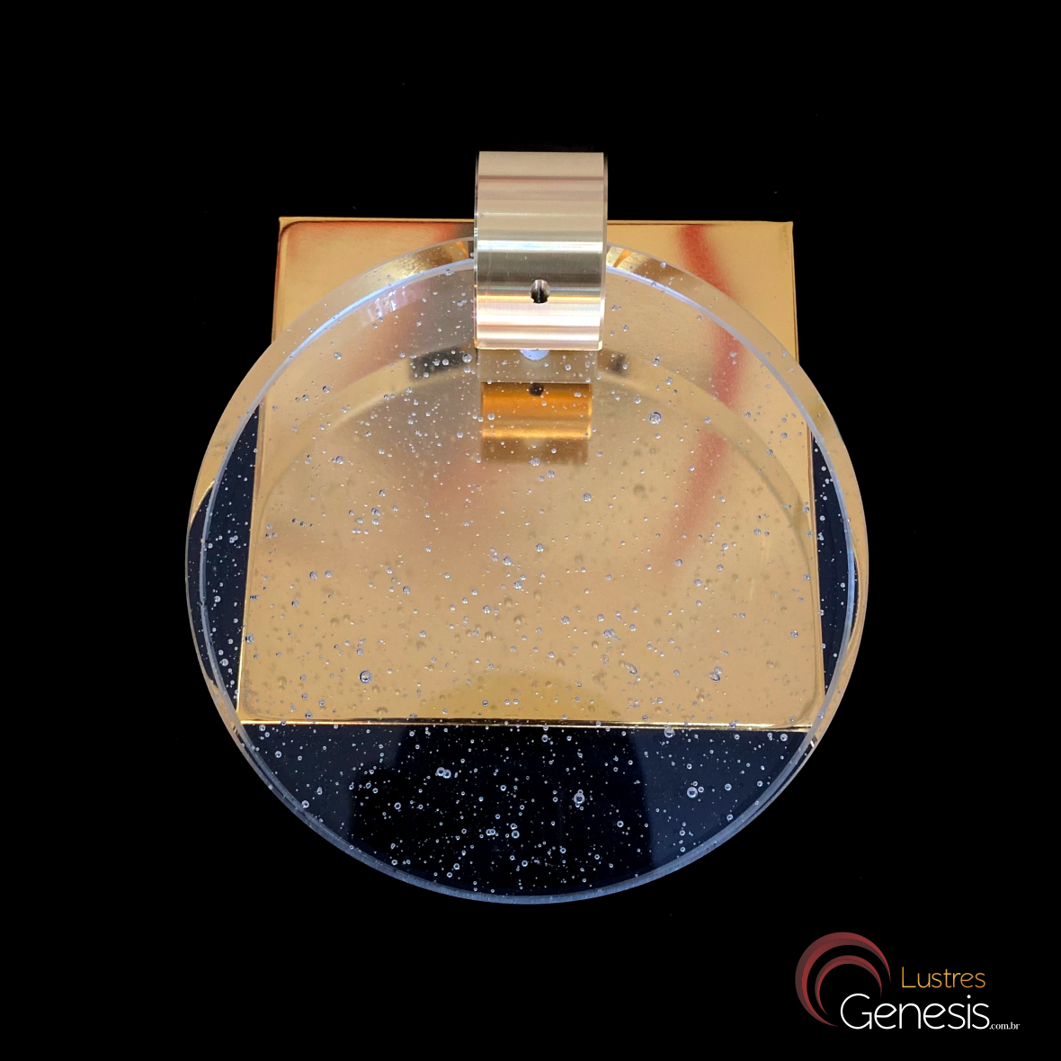 Arandela Moderna Celeste Dourado com LED Integrado Lustres Gênesis loja online de Lustres e Iluminação Decorativa